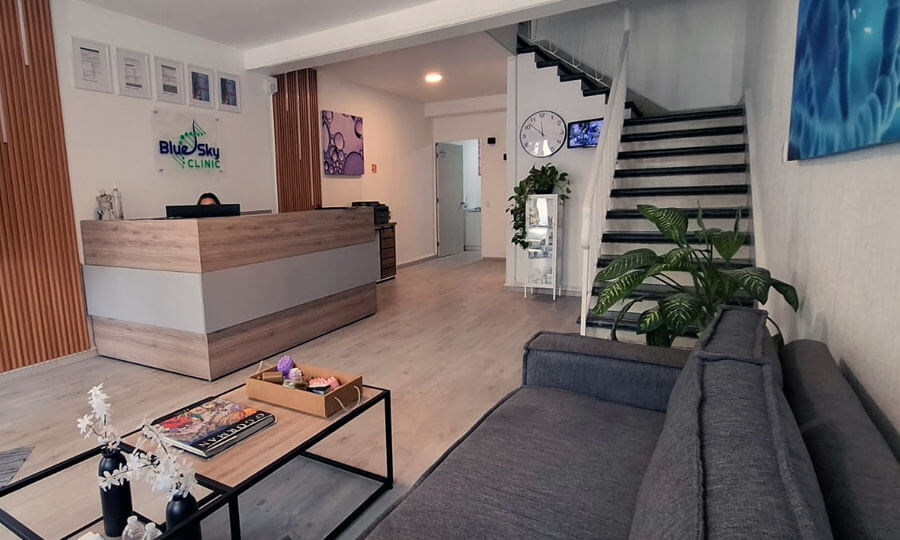 La Clínica Blue Sky Clinic